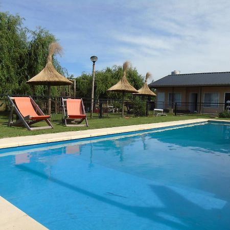 Aitue Bungalows Gualeguaychú Buitenkant foto